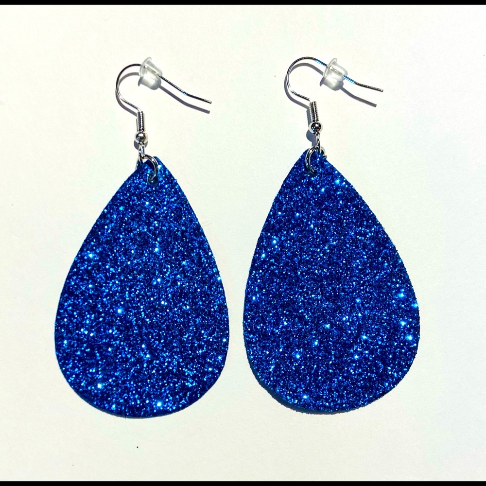 3 for $12 🎉 Faux Leather Teardrop Dangle Earrings